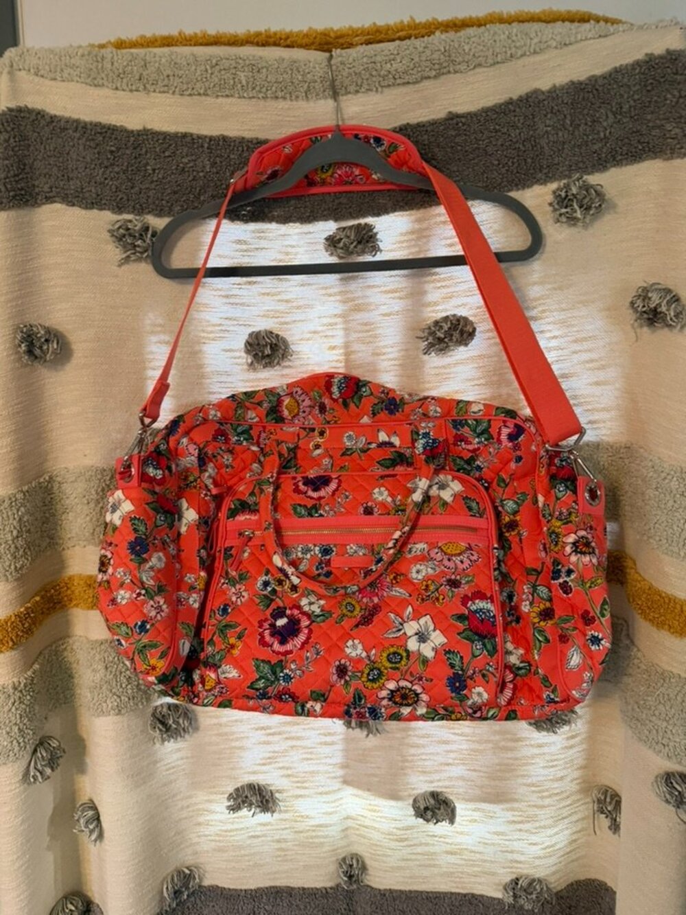 Vera Bradley Coral Floral Quilted Iconic Compact Weekender Travel Bag Like New